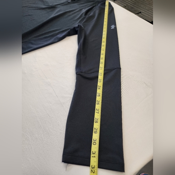 Under Armour Men's Black Long Sleeve Quarter-Zip Front Shirt Side Vents, sz 2XL - Picture 8 of 14